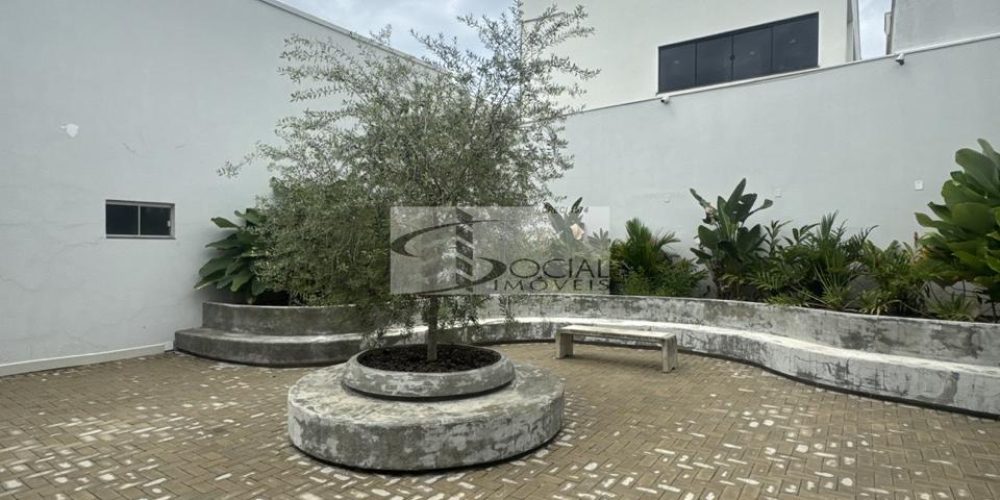 WhatsApp Image 2025-11-27 at 18.02.25 (1)